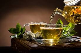 اثر فوق العاده مصرف چای سبز همراه با تمرینات هوازی در چربی سوزی بدن و کاهش وزن